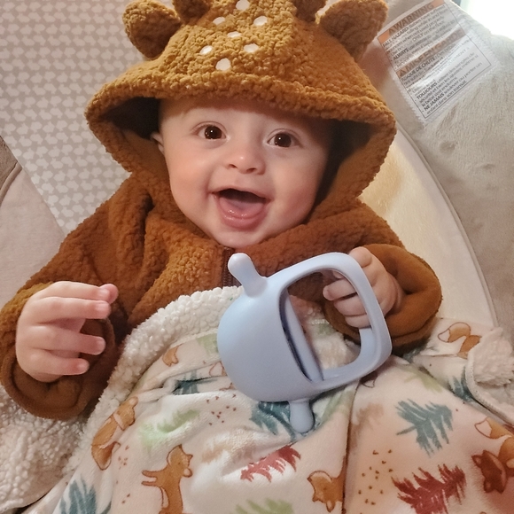 Meet your Posher, Brittany - Picture 2 of 3